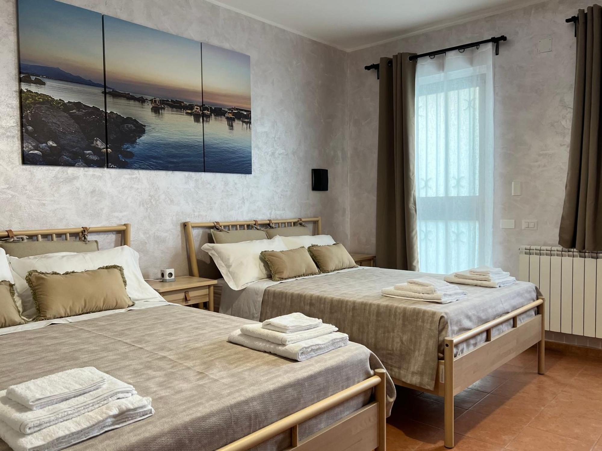 Etna Sunshine Rent Rooms Puntalazzo Eksteriør billede